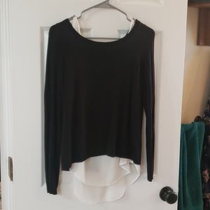 Light weight sweater